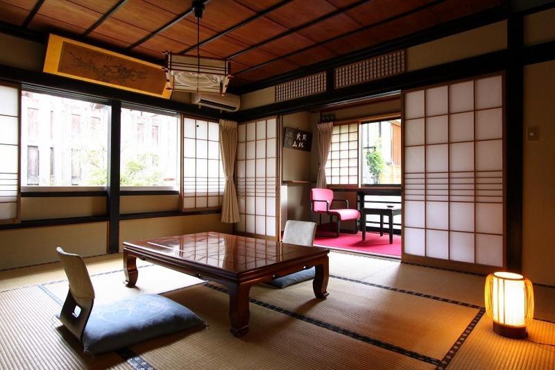 Onyado Hishiya Torazo Hotell Yamanouchi  Rum bild